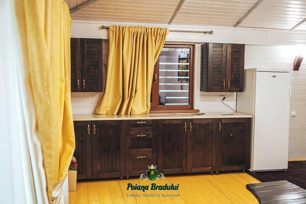 Villa Poiana Bradului à Tohatin Extérieur photo